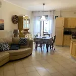 Appartamento Con Ampia Veranda